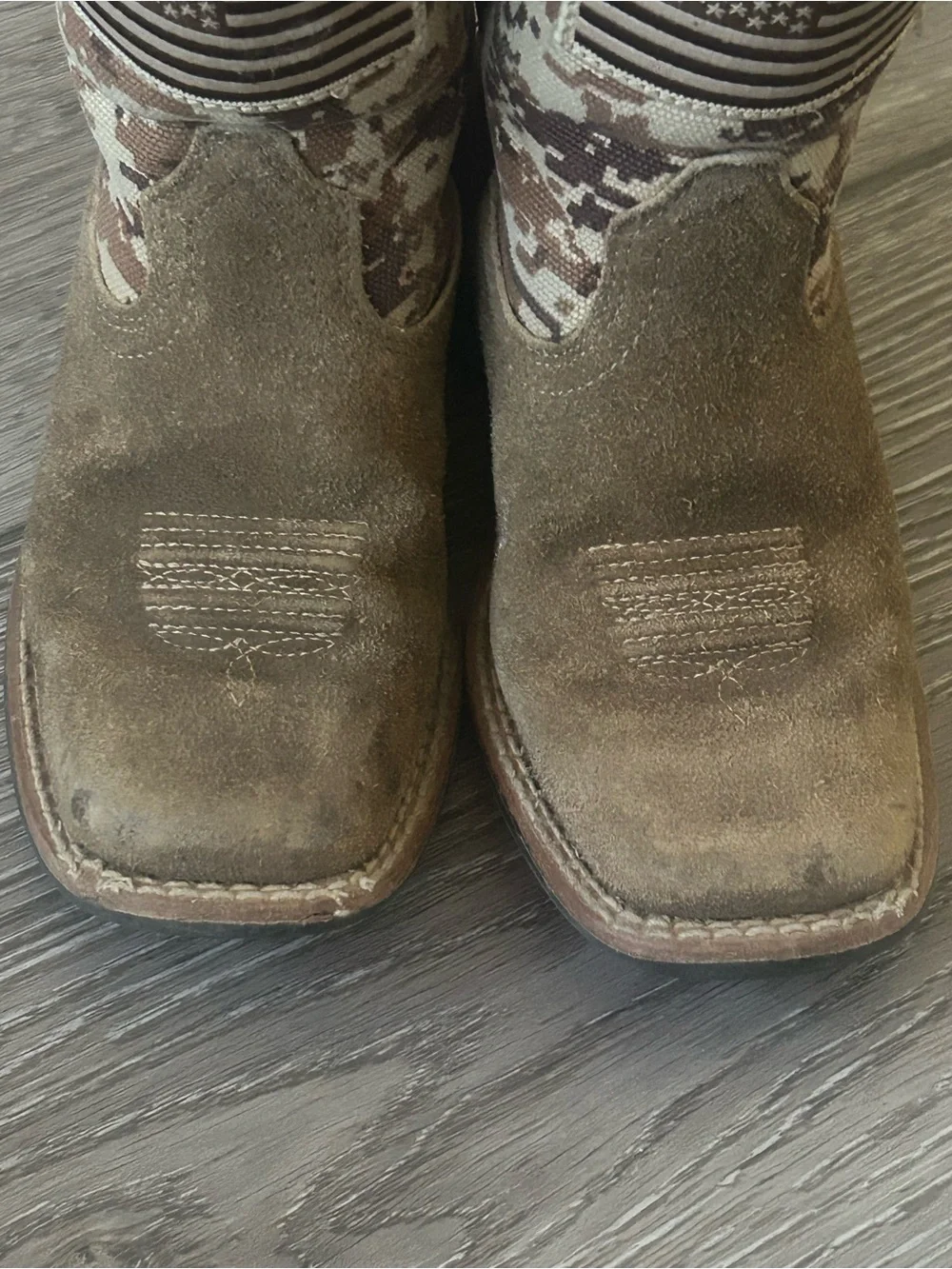 Ariat pre owned